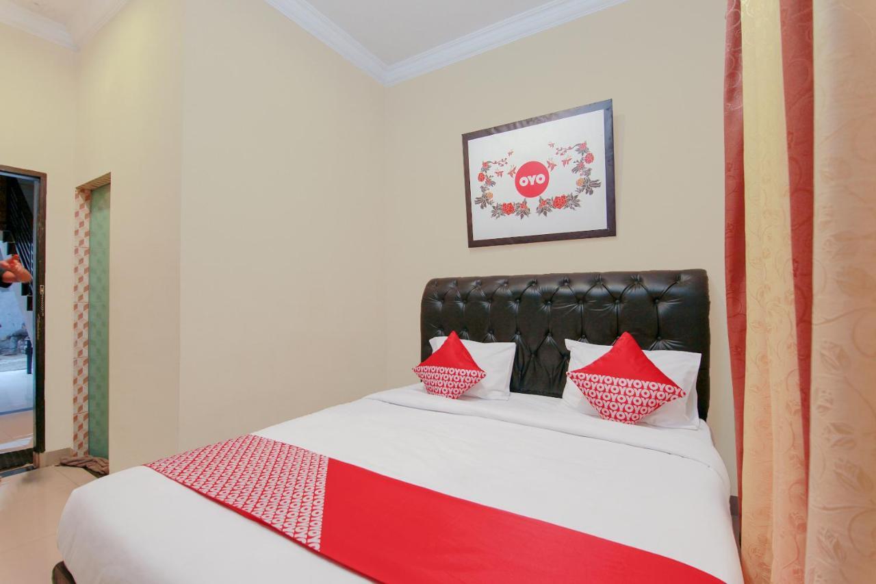 Oyo 799 Hotel Dieng Berastagi Eksteriør bilde