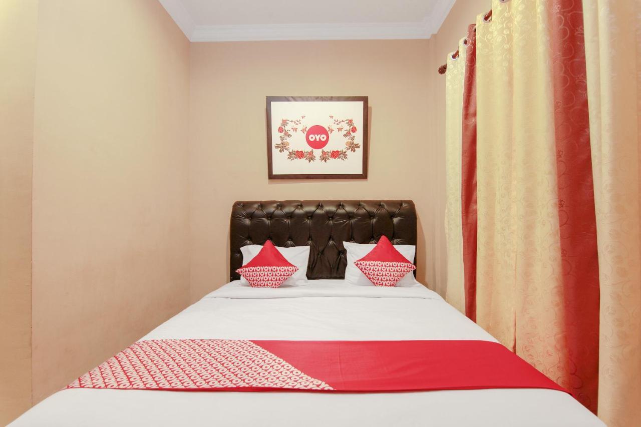 Oyo 799 Hotel Dieng Berastagi Eksteriør bilde